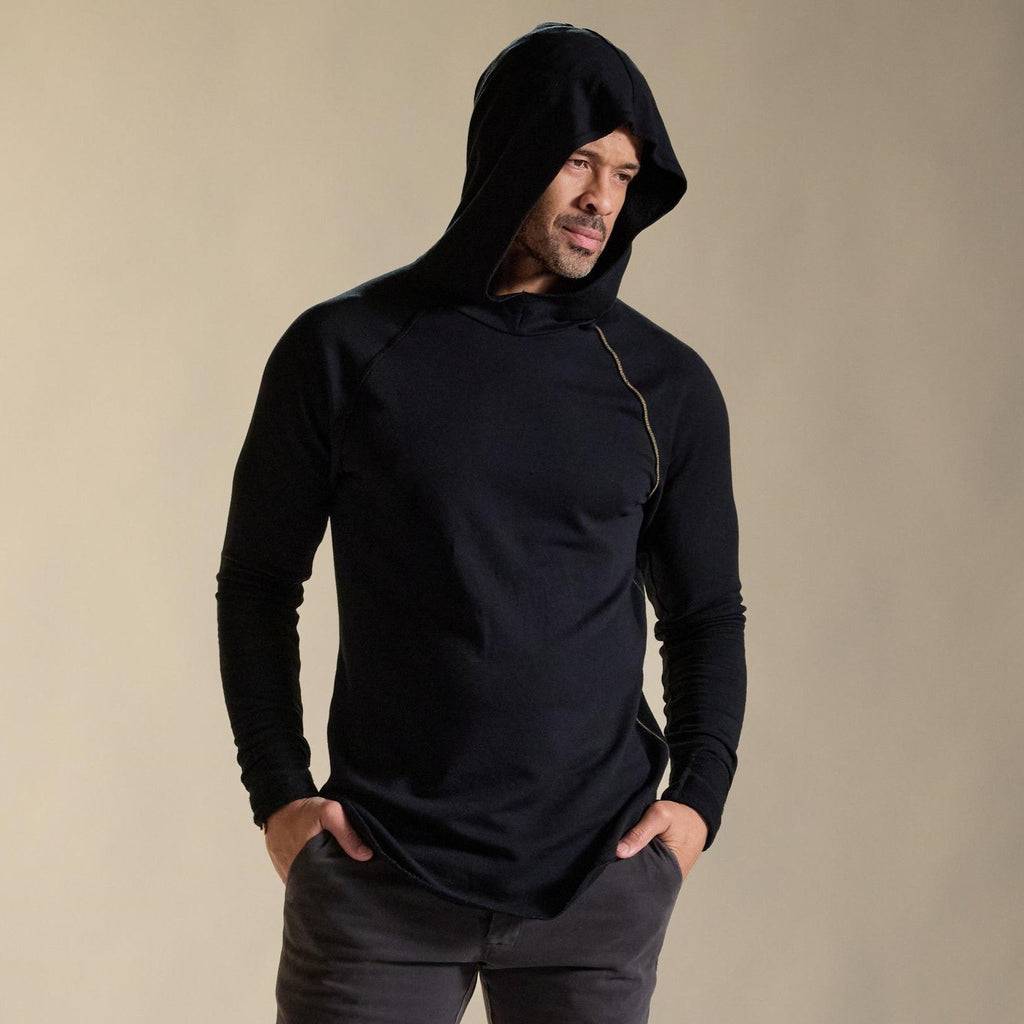 THE HOODED RAGLAN