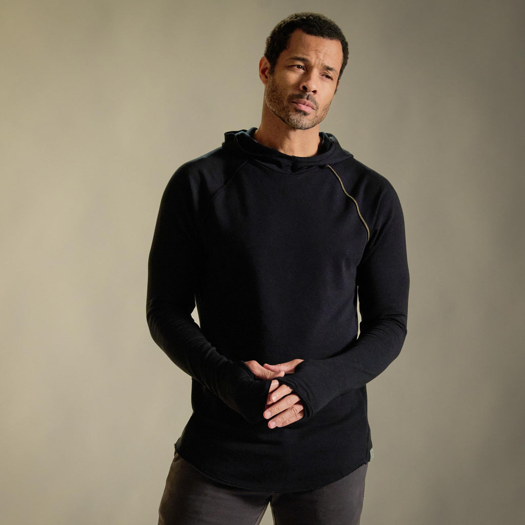 THE HOODED RAGLAN