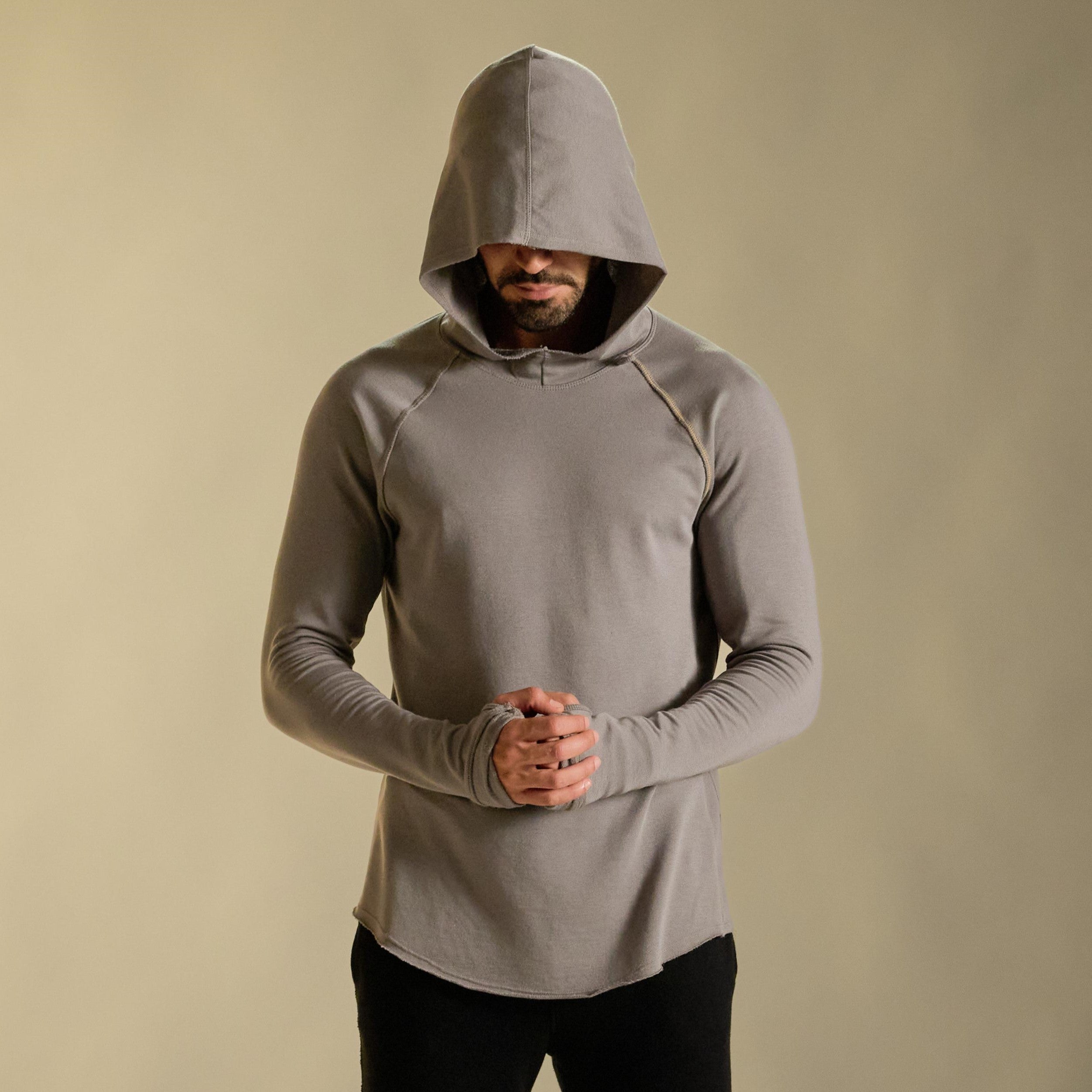 THE HOODED RAGLAN