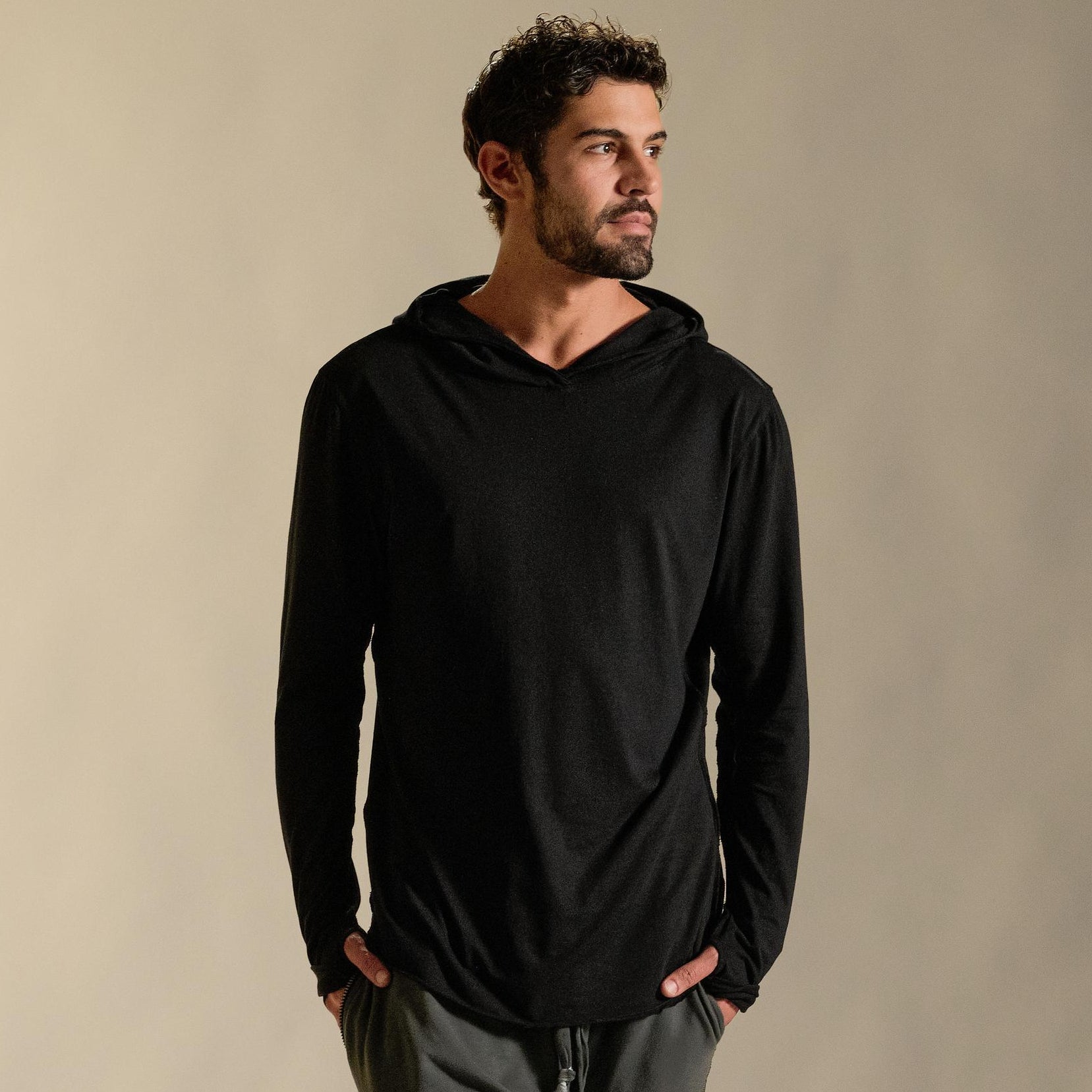 LONG SLEEVE HOODED TEE