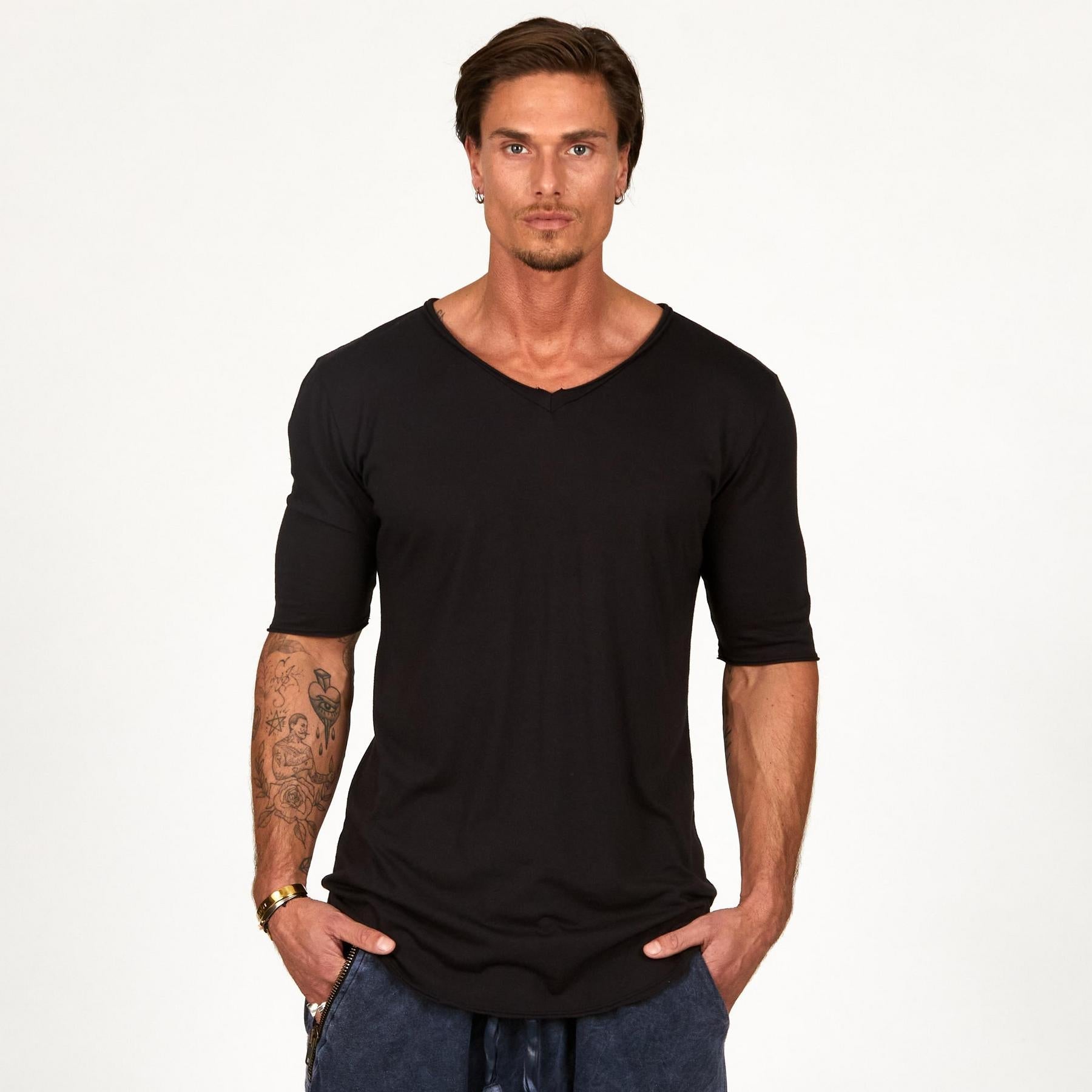 V NECK TREE SHIRT
