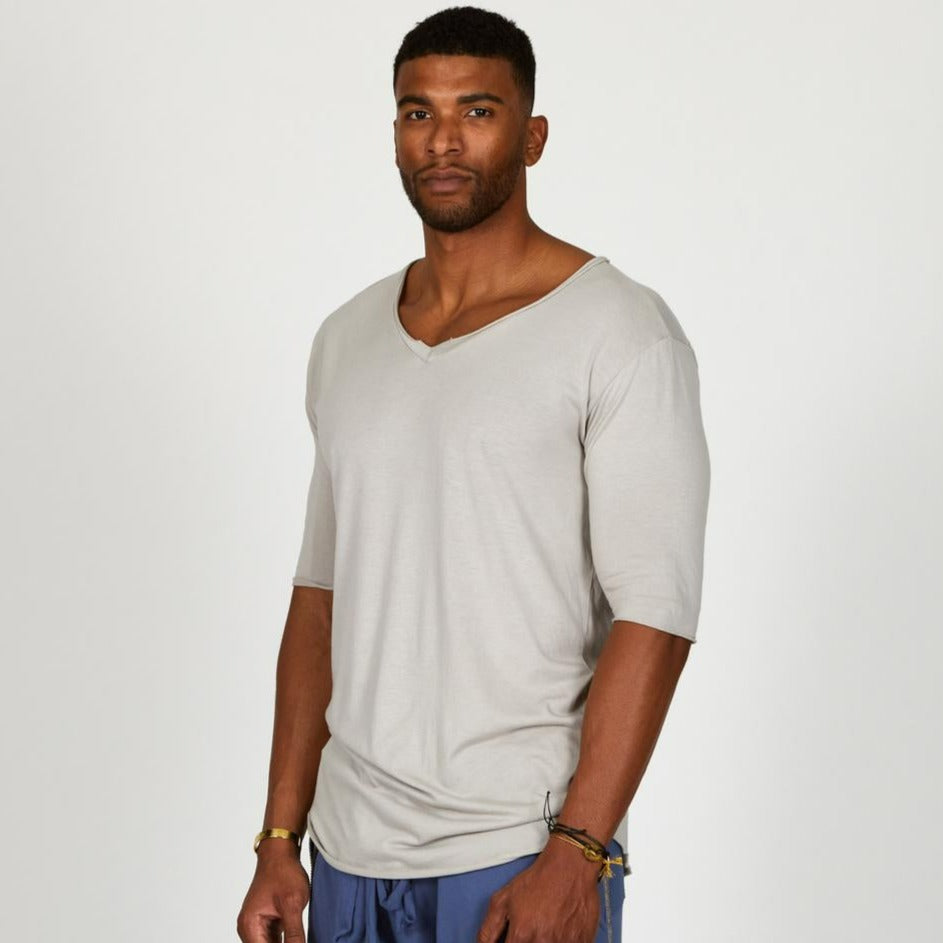 V NECK TREE SHIRT