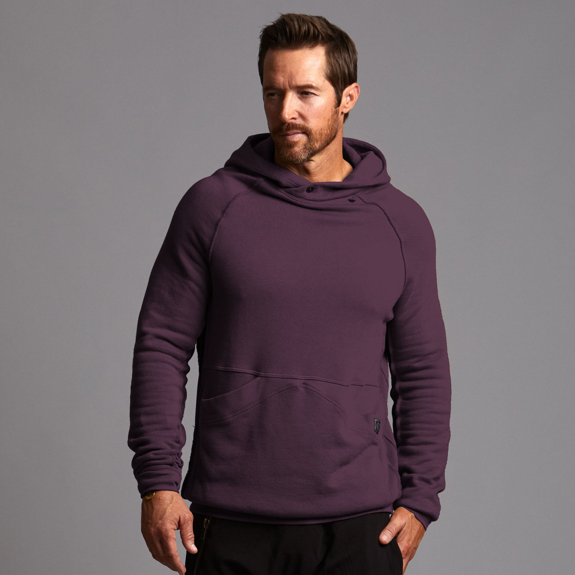 PULLOVER PLUSH HOODIE